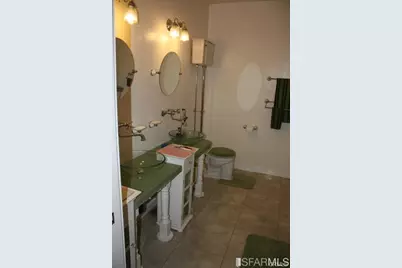 390 Knob Hill Avenue, Oroville, CA 95966 - Photo 18