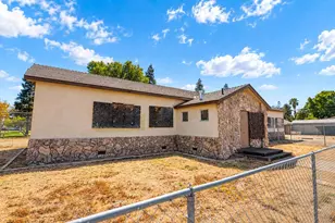 410 Stockton St, Manteca, CA 95337 - Photo 8