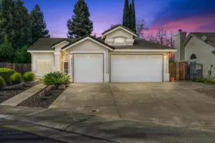 9582 Castledale Ct, Elk Grove, CA 95758 - Photo 18