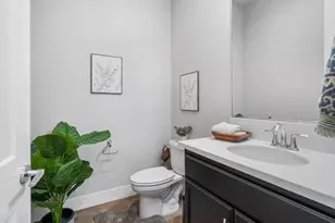 1847 Outrigger Ln, Lathrop, CA 95330 - Photo 10