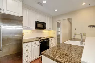 350 Del Verde Cir, Sacramento, CA 95833 - Photo 8