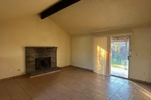 1051 Hysell Ct, Turlock, CA 95380 - Photo 2