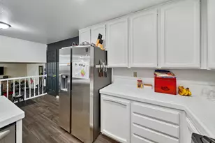 7669 Zephyr Hills Way, Antelope, CA 95843 - Photo 2