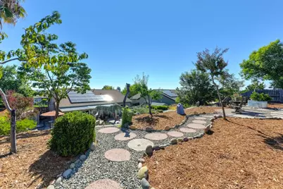 4366 Lakebreeze Drive, Rocklin, CA 95677 - Photo 50