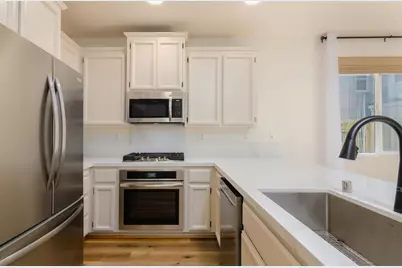 3163 Torland Street, Sacramento, CA 95833 - Photo 6