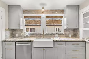 319 W 12th St, Tracy, CA 95376 - Photo 22