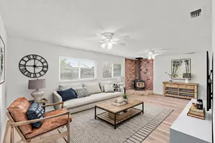 510 Zoe Ann Dr, Lincoln, CA 95648 - Photo 2