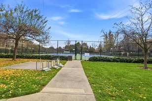 2229 Woodside Ln, Sacramento, CA 95825 - Photo 38