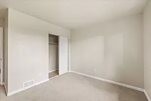 4706 Greenholme Dr, Sacramento, CA 95842 - Photo 28