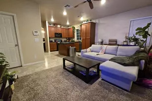 240 Maidenbrook Ln, Sacramento, CA 95823 - Photo 4