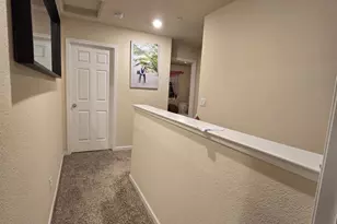 240 Maidenbrook Ln, Sacramento, CA 95823 - Photo 14