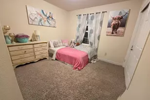 240 Maidenbrook Ln, Sacramento, CA 95823 - Photo 12