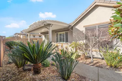 7908 Dearne Way, Elk Grove, CA 95757 - Photo 8