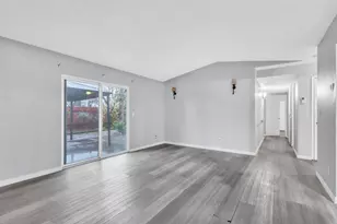 718 Castle Oaks Dr, Stockton, CA 95210 - Photo 8