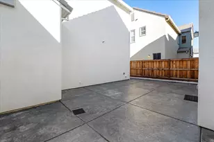 17552 Morning View Dr, Lathrop, CA 95330 - Photo 36