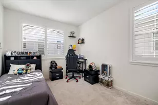 17552 Morning View Dr, Lathrop, CA 95330 - Photo 32