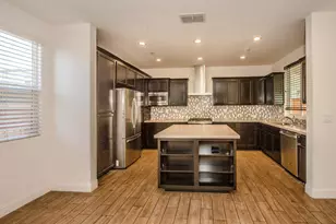 8434 Stellata Ln, Elk Grove, CA 95758 - Photo 10