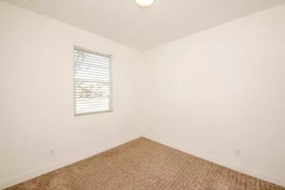 8434 Stellata Lane, Elk Grove, CA 95758 - Photo 20