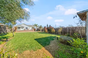 239 Fig St, Roseville, CA 95678 - Photo 32