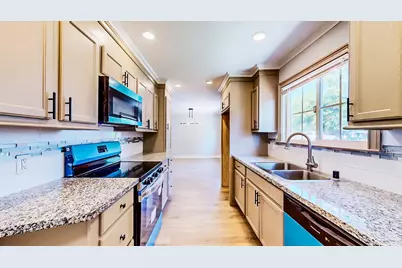 3304 Churchill Road, Sacramento, CA 95864 - Photo 4