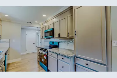 3304 Churchill Road, Sacramento, CA 95864 - Photo 8