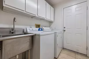 931 Amberwood Rd, Sacramento, CA 95864 - Photo 40