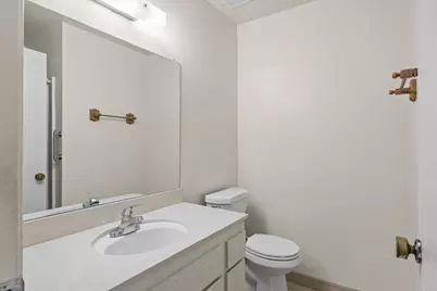 9482 Countryroads Drive, Sacramento, CA 95827 - Photo 16