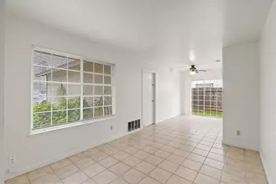 9482 Countryroads Drive, Sacramento, CA 95827 - Photo 8