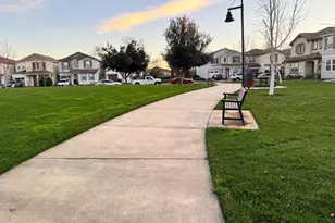 10849 Barden Dr, Rancho Cordova, CA 95670 - Photo 22