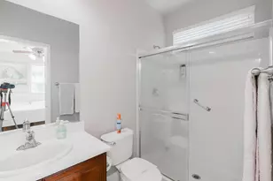 9880 Izilda Ct, Sacramento, CA 95829 - Photo 2