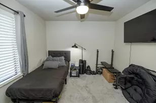 3722 W Benjamin Holt Dr, Stockton, CA 95219 - Photo 20