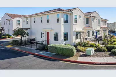 5301 E Commerce Way #54101, Sacramento, CA 95835 - Photo 2