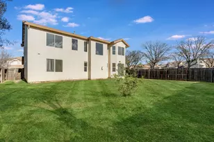 6534 Oscar Cir, Elk Grove, CA 95757 - Photo 2