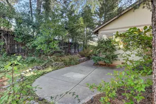 353 Vistamont Dr, Grass Valley, CA 95945 - Photo 28