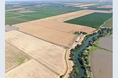 28725 N Vail Road, Thornton, CA 95686 - Photo 1