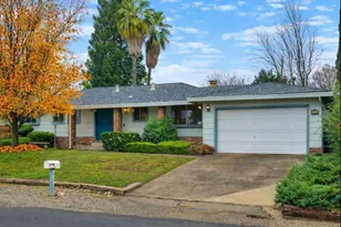 8467 Hidden Valley Cir, Fair Oaks, CA 95628 - Photo 2