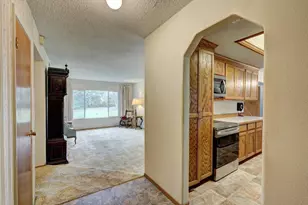 8467 Hidden Valley Cir, Fair Oaks, CA 95628 - Photo 6