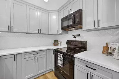 27 Park West Court, Sacramento, CA 95831 - Photo 18