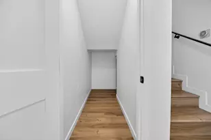 27 Park W Ct, Sacramento, CA 95831 - Photo 34