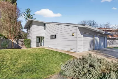 27 Park West Court, Sacramento, CA 95831 - Photo 2