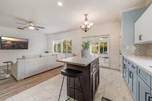 9904 Prairie Dunes Way, Sacramento, CA 95829 - Photo 10