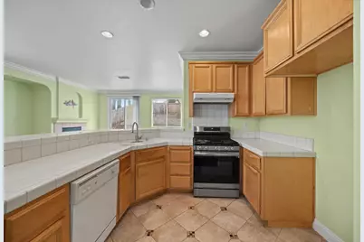 6929 Gold Run Avenue, Sacramento, CA 95842 - Photo 12