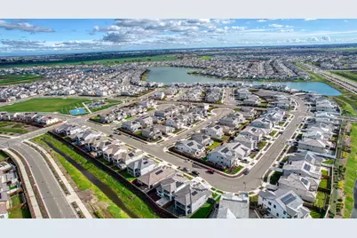 16283 Brownstone Avenue, Lathrop, CA 95330 - Photo 34