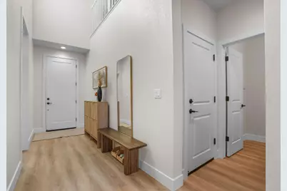 16283 Brownstone Avenue, Lathrop, CA 95330 - Photo 4