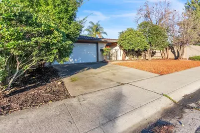 1102 Augusta Way, Roseville, CA 95661 - Photo 2