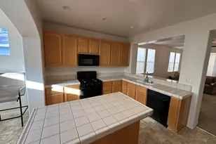 1649 Maidencane Way, Los Banos, CA 93635 - Photo 8