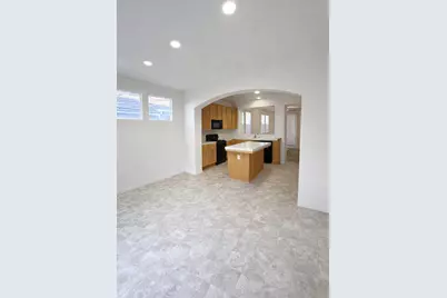 1649 Maidencane Way, Los Banos, CA 93635 - Photo 8