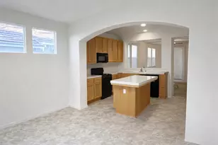 1649 Maidencane Way, Los Banos, CA 93635 - Photo 8