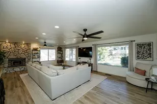 884 Hillswood Ct, Oakdale, CA 95361 - Photo 8