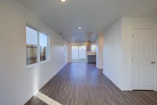 501 Jason Dr, Turlock, CA 95380 - Photo 4